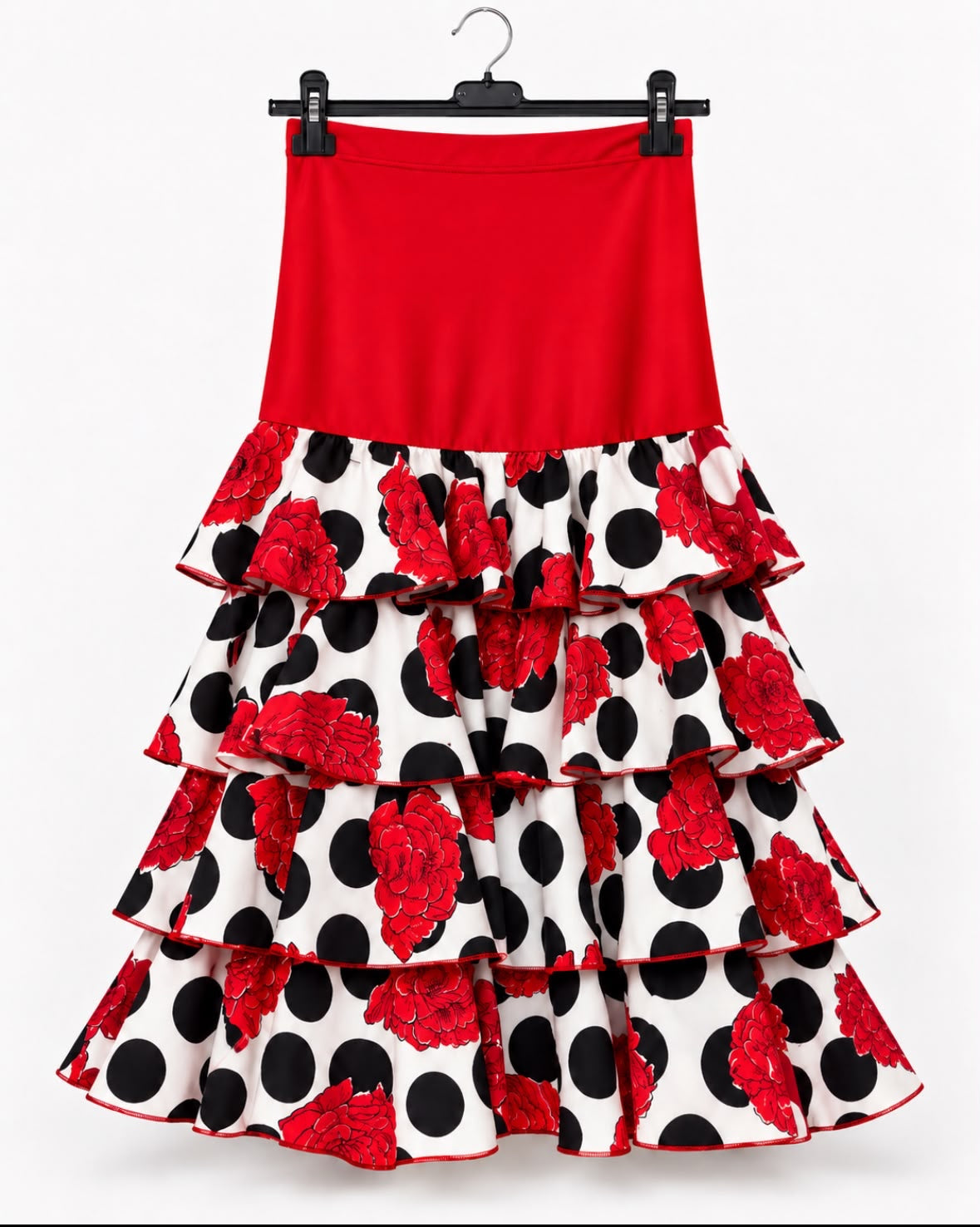 Jupe Esmeralda rouge à volants fleuris et pois noirs – tenue de flamenco