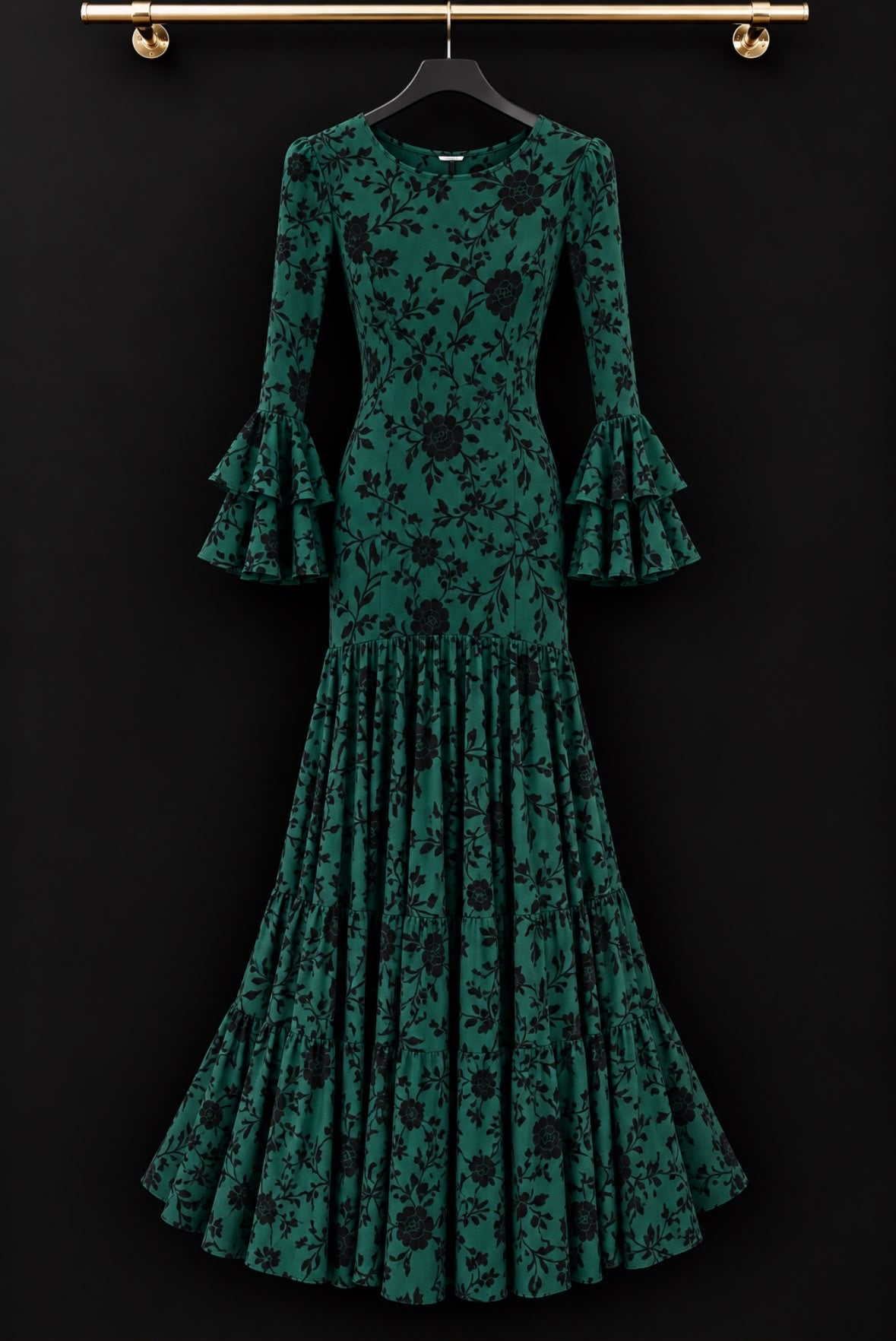 Robe LOLA vert émeraude à motifs floraux noirs – tenue de flamenco