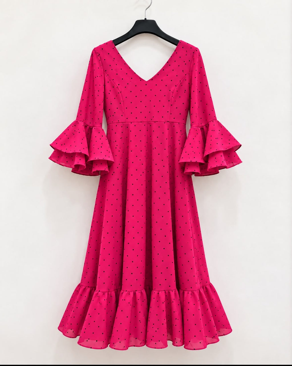 Robe Magla Rose pâle à petits pois et volants – tenue de flamenco