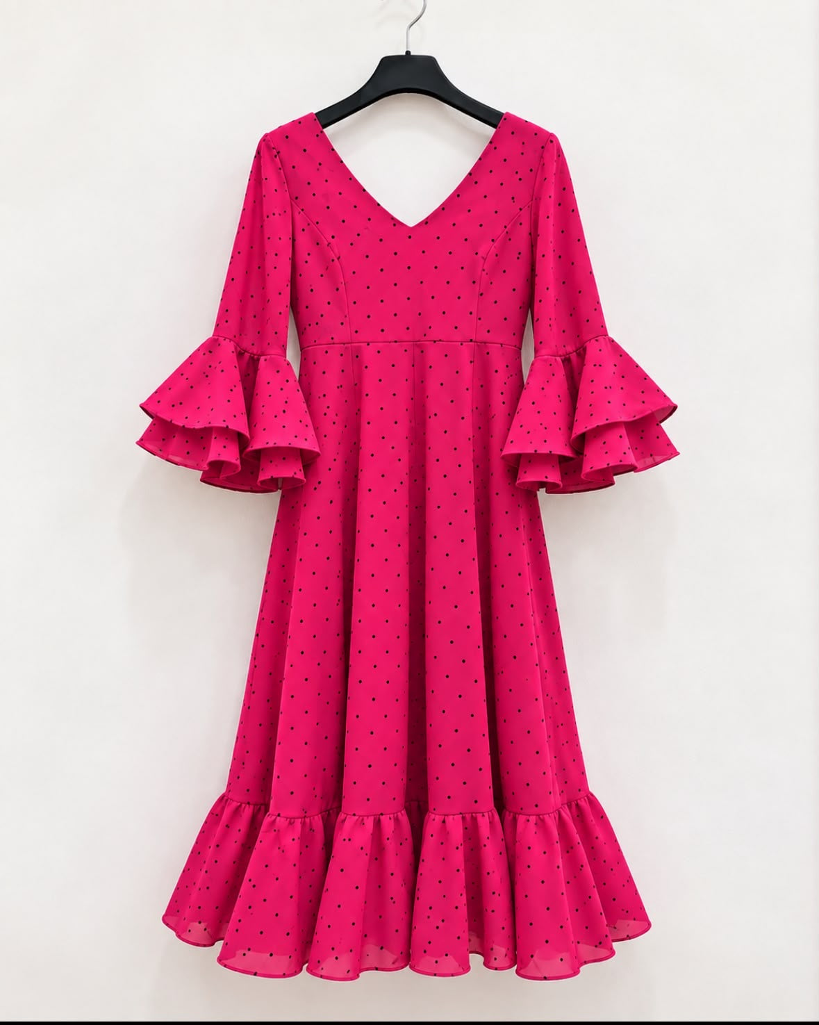 Robe Magla Rose pâle à petits pois et volants – tenue de flamenco